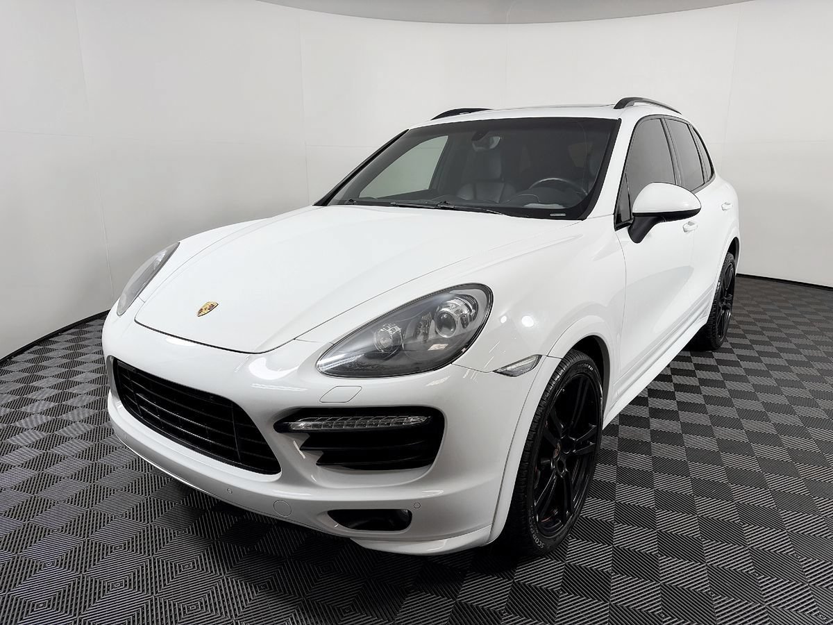 Used 2013 Porsche Cayenne GTS AWD/4WD image 3