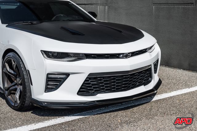 Used 2018 Chevrolet Camaro SS image 59