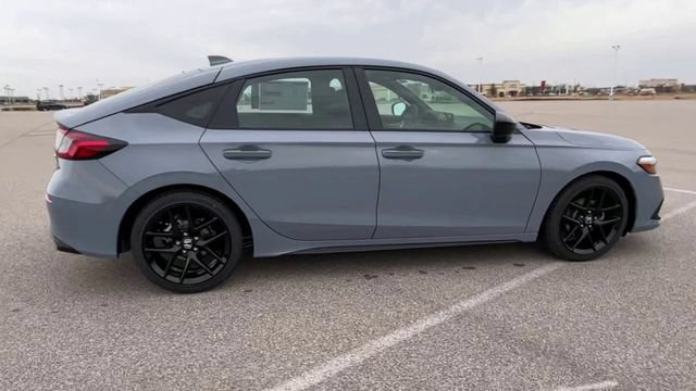 Used 2023 Honda Civic Sport image 9
