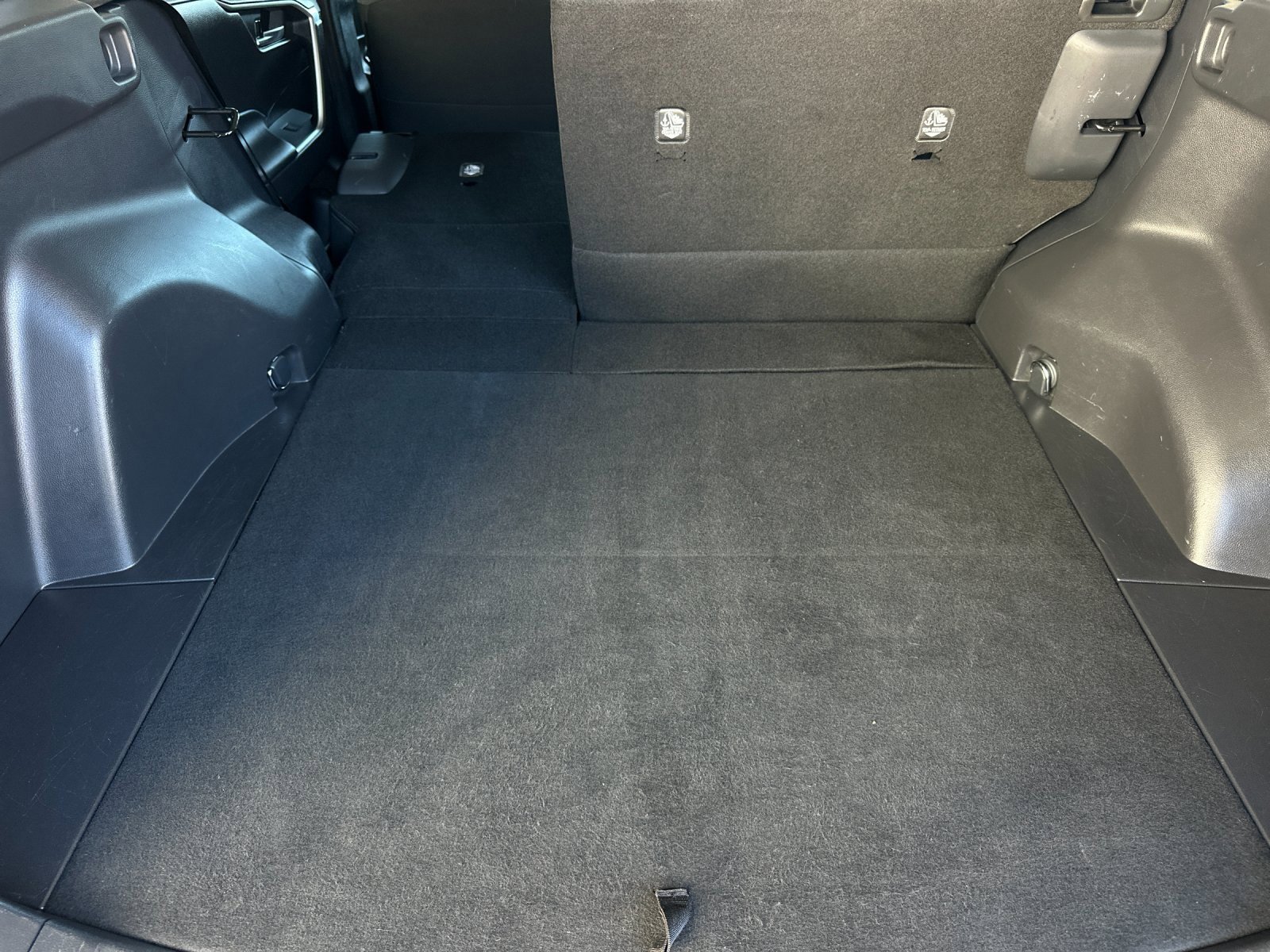 Used 2023 Toyota RAV4 XLE image 14