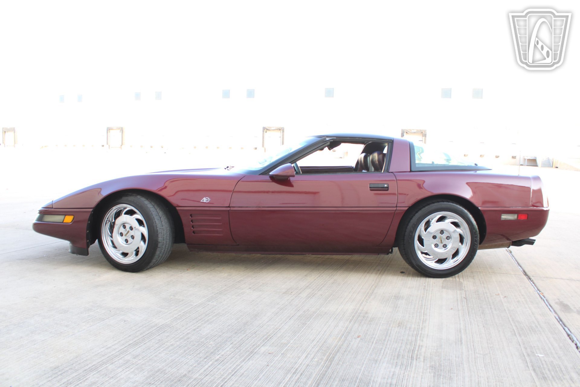 Used 1993 Chevrolet Corvette Coupe RWD image 4