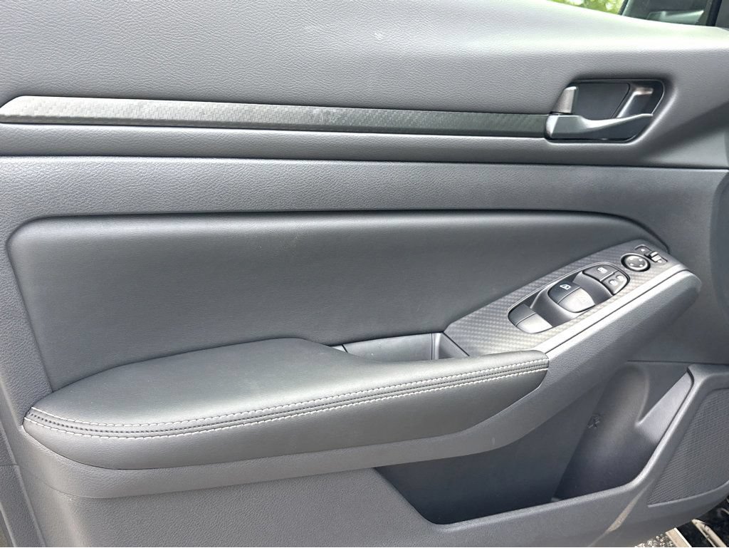 New 2026 Nissan Altima 2.5 SV FWD image 20