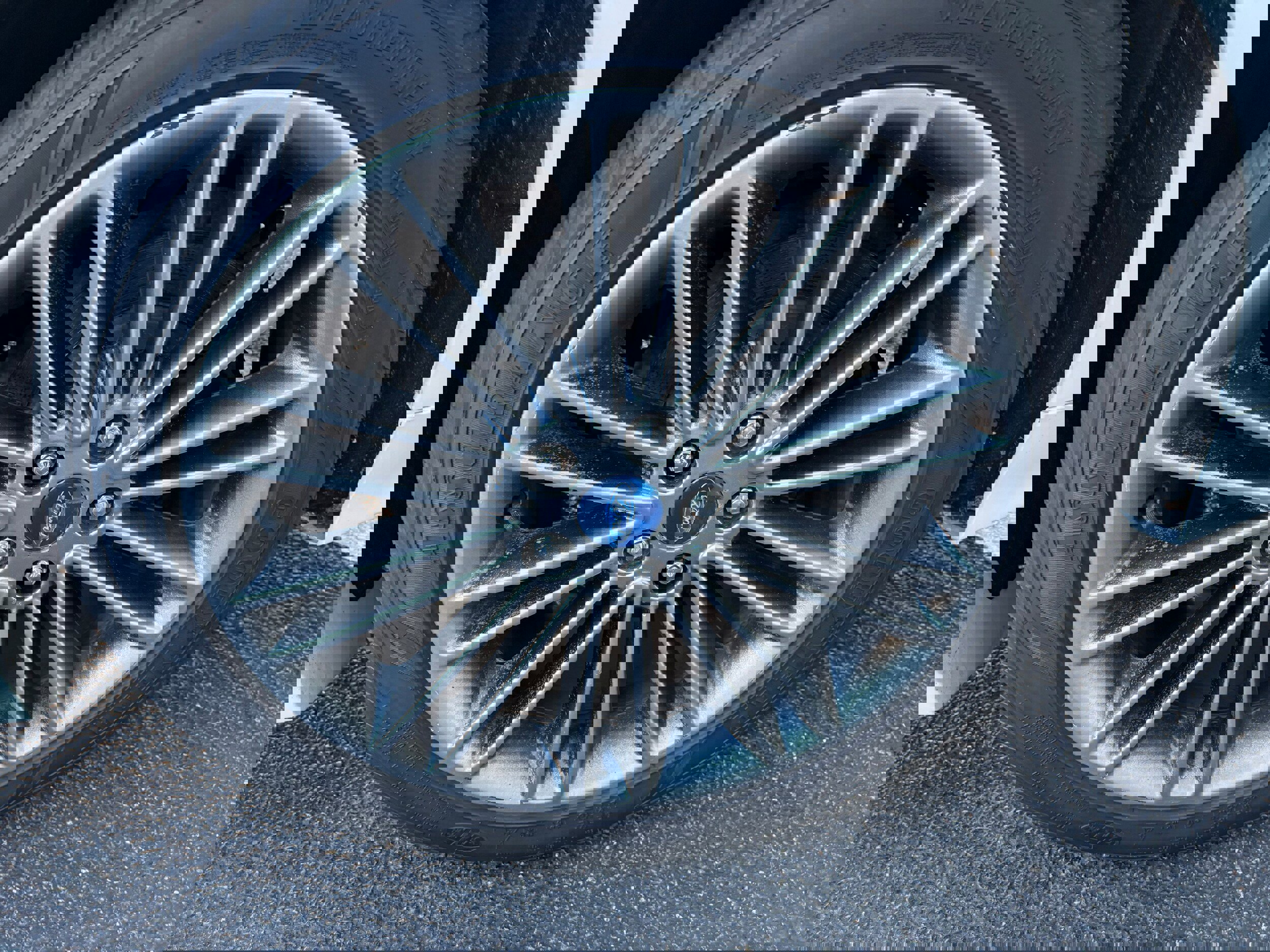 Used 2013 Ford Fusion SE image 9