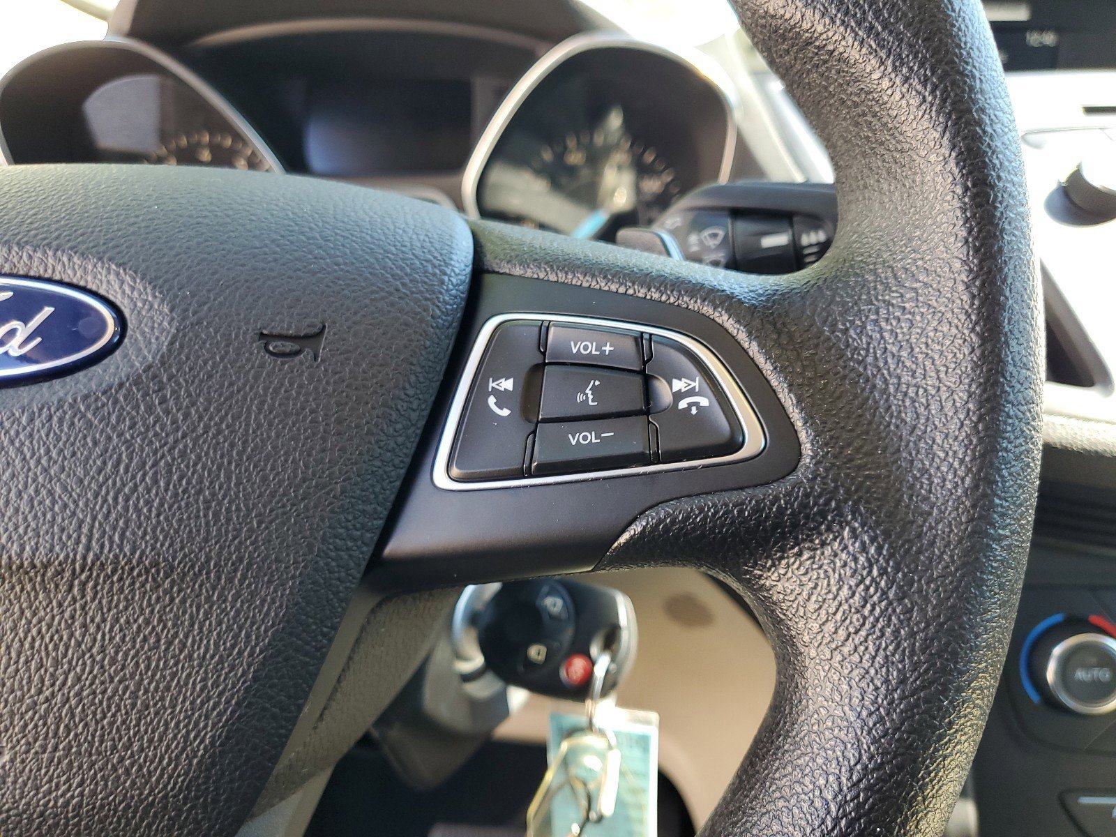 Used 2017 Ford Escape SE AWD/4WD image 20