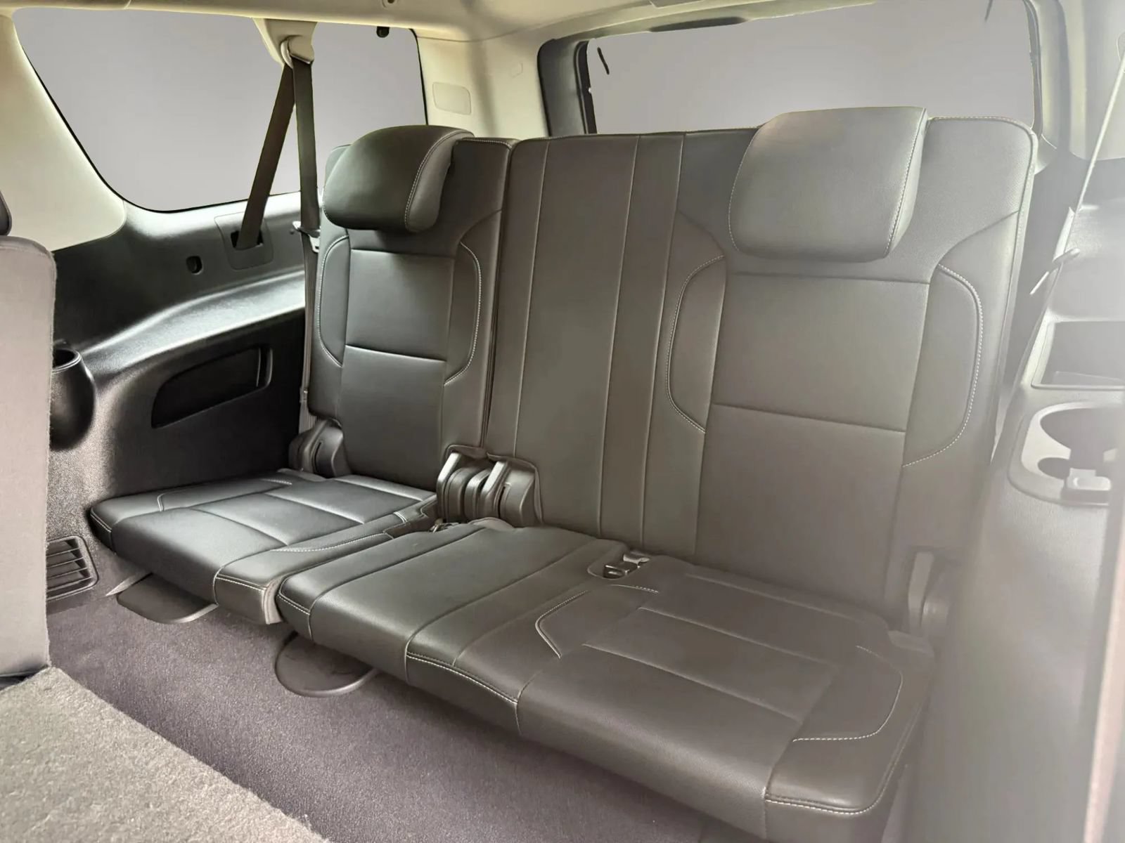 Used 2019 GMC Yukon XL SLT w/ Open Road Package RWD image 19