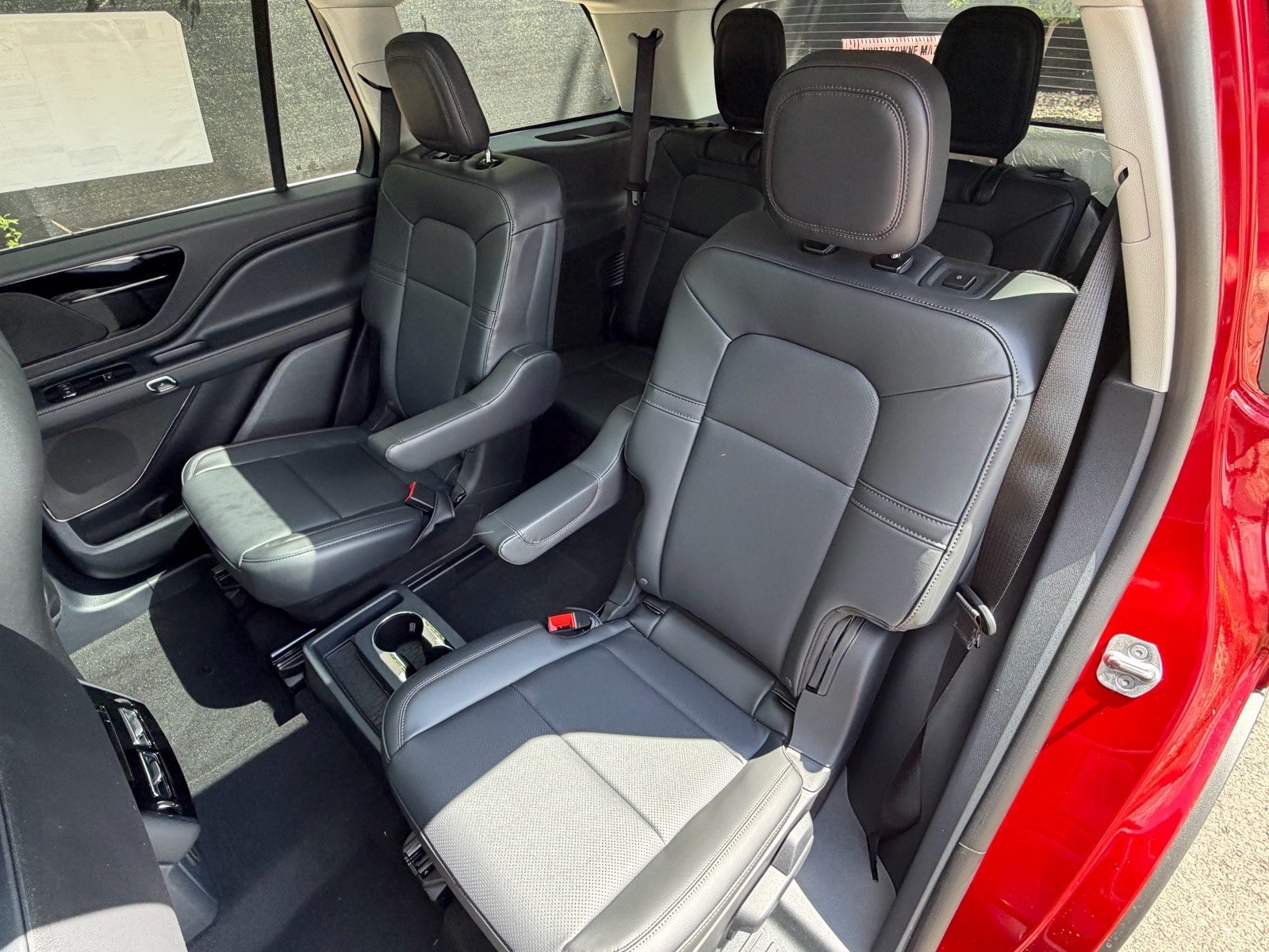 New 2026 Lincoln Aviator AWD image 24