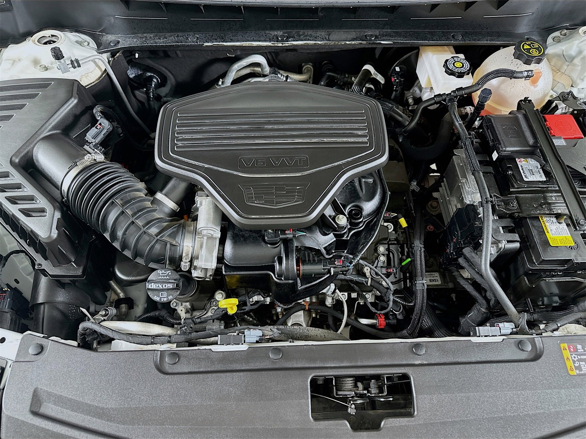 Used 2023 Cadillac XT6 Sport w/ Technology Package image 34