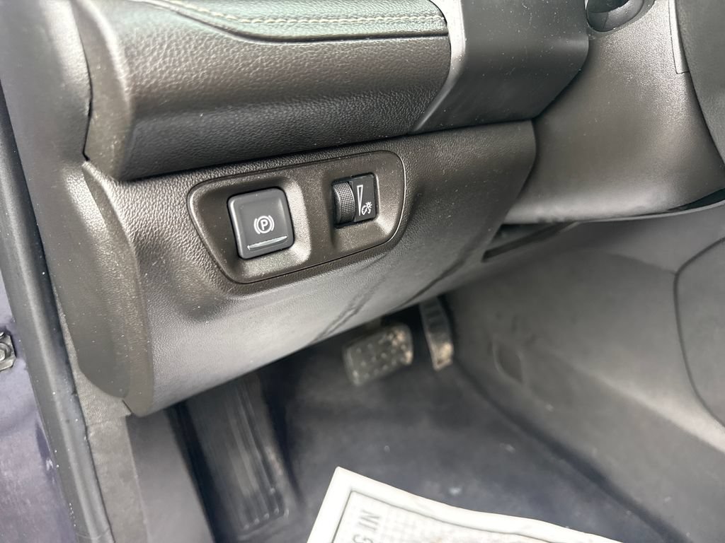 Used 2018 GMC Acadia SLE FWD image 34