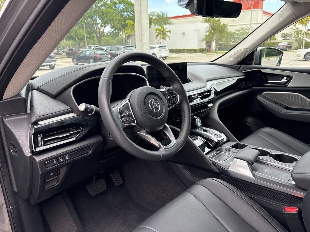 Used 2023 Acura MDX FWD image 15