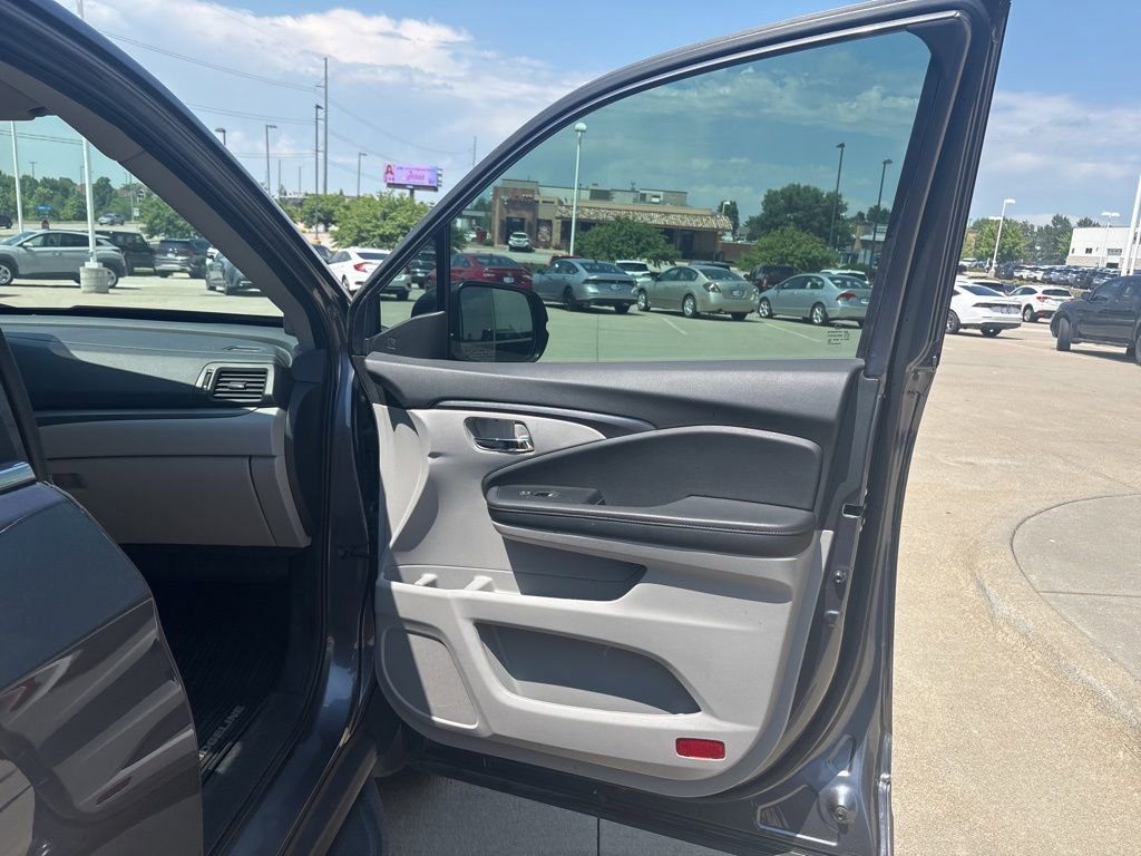 Used 2023 Honda Ridgeline RTL image 25