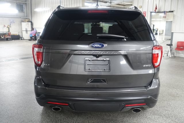 Used 2018 Ford Explorer XLT w/ Equipment Group 202A AWD/4WD image 6