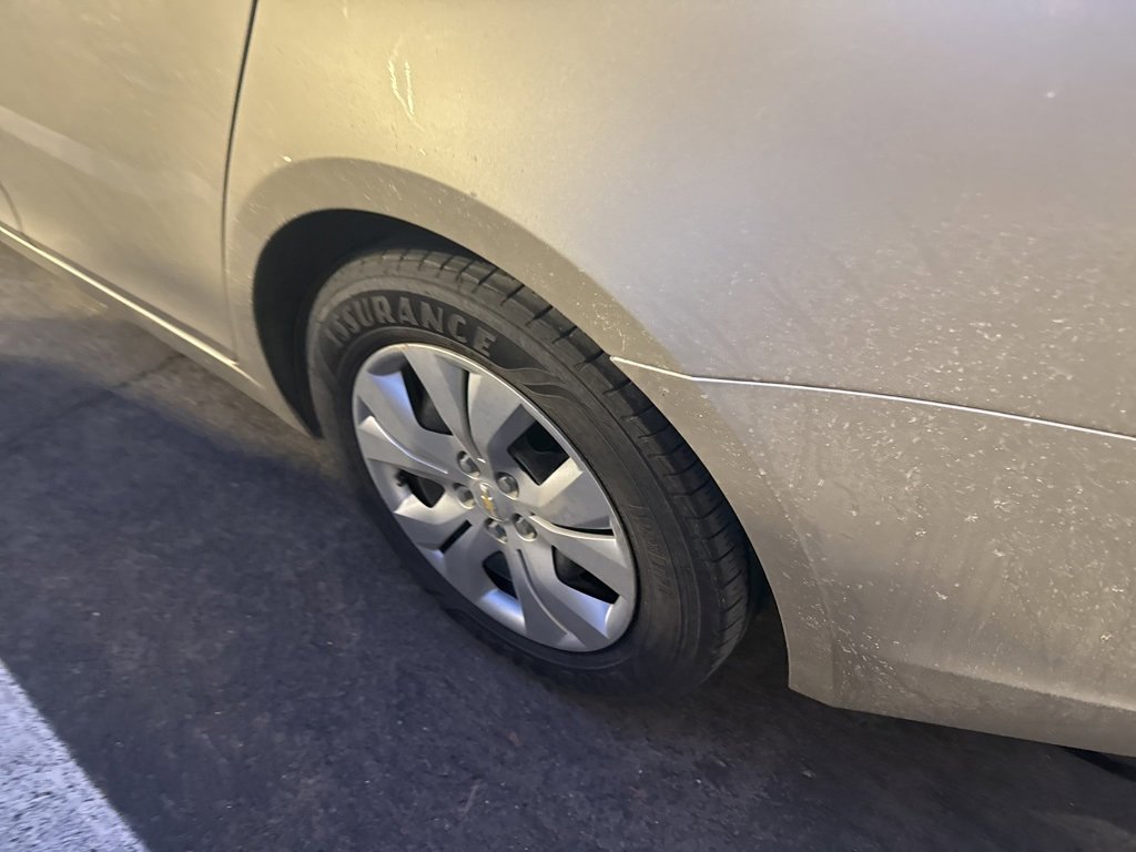 Used 2013 Chevrolet Cruze LS image 7