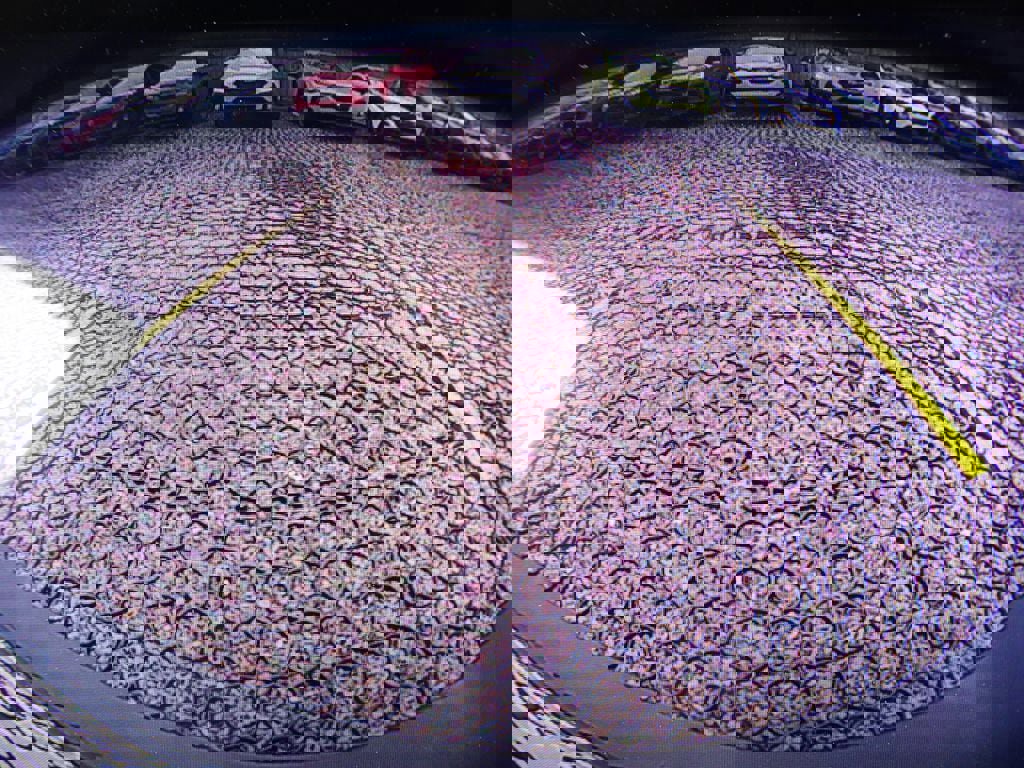 Used 2021 Volvo XC40 T5 R-Design w/ Climate Package image 21