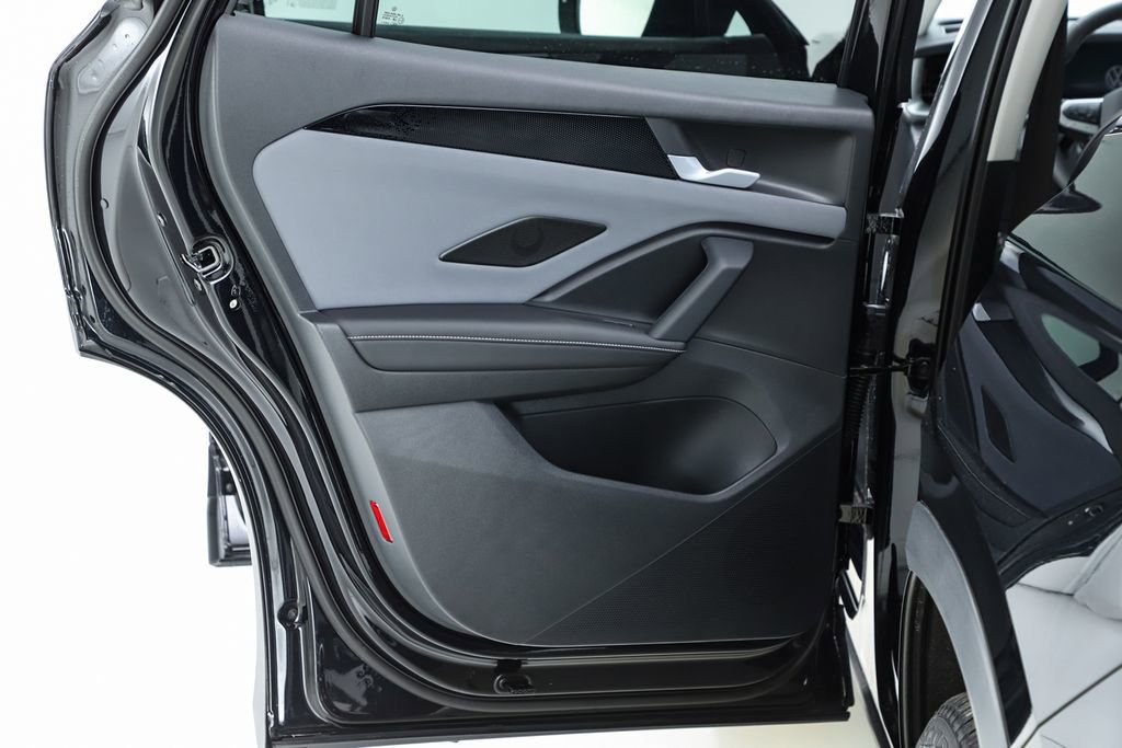 New 2026 Volkswagen Tiguan SE image 56