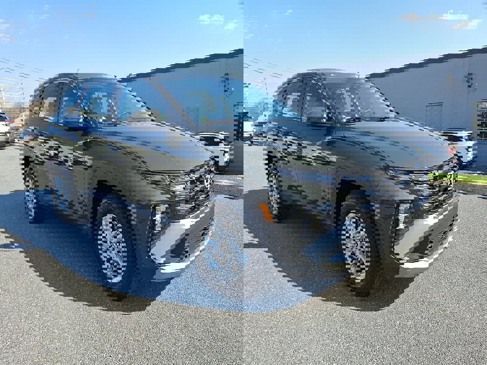 Certified 2025 Hyundai Tucson SE image 3