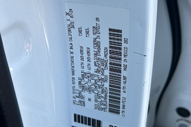 Certified 2024 Toyota Tacoma TRD Sport AWD/4WD image 32