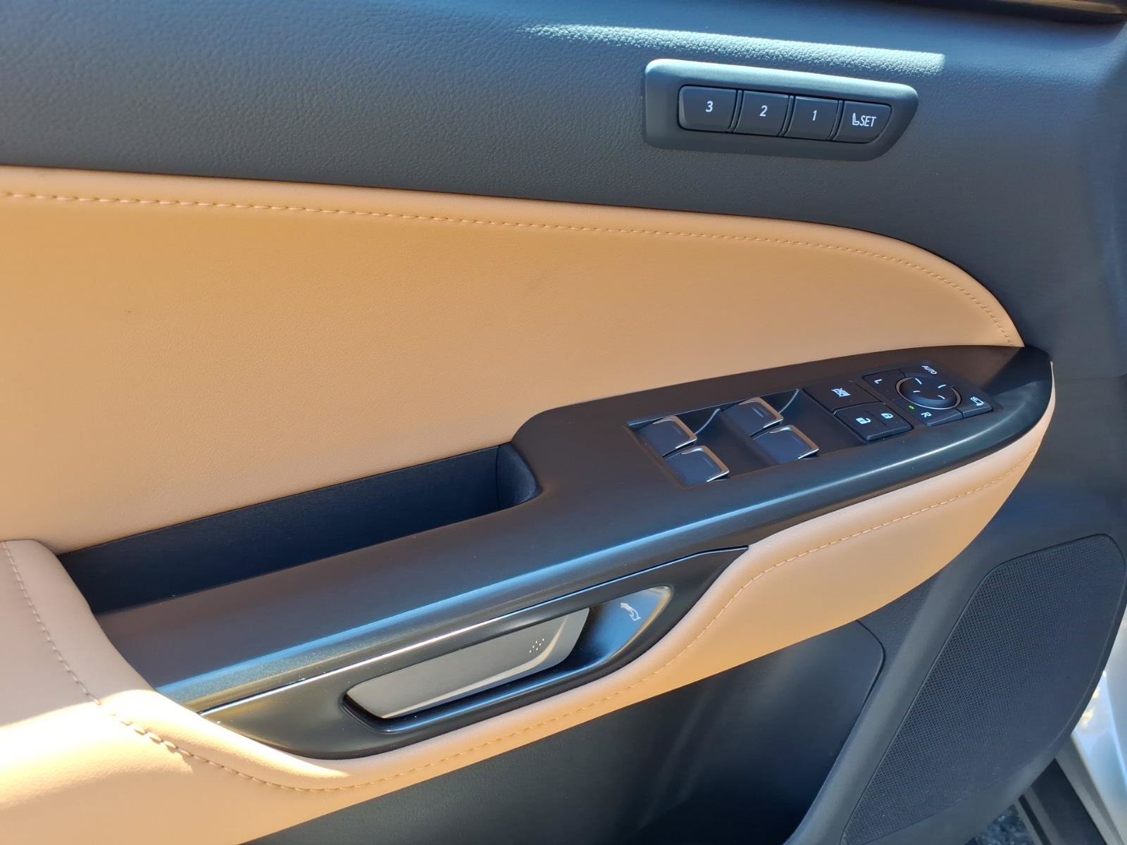 Certified 2024 Lexus NX 350 AWD image 7
