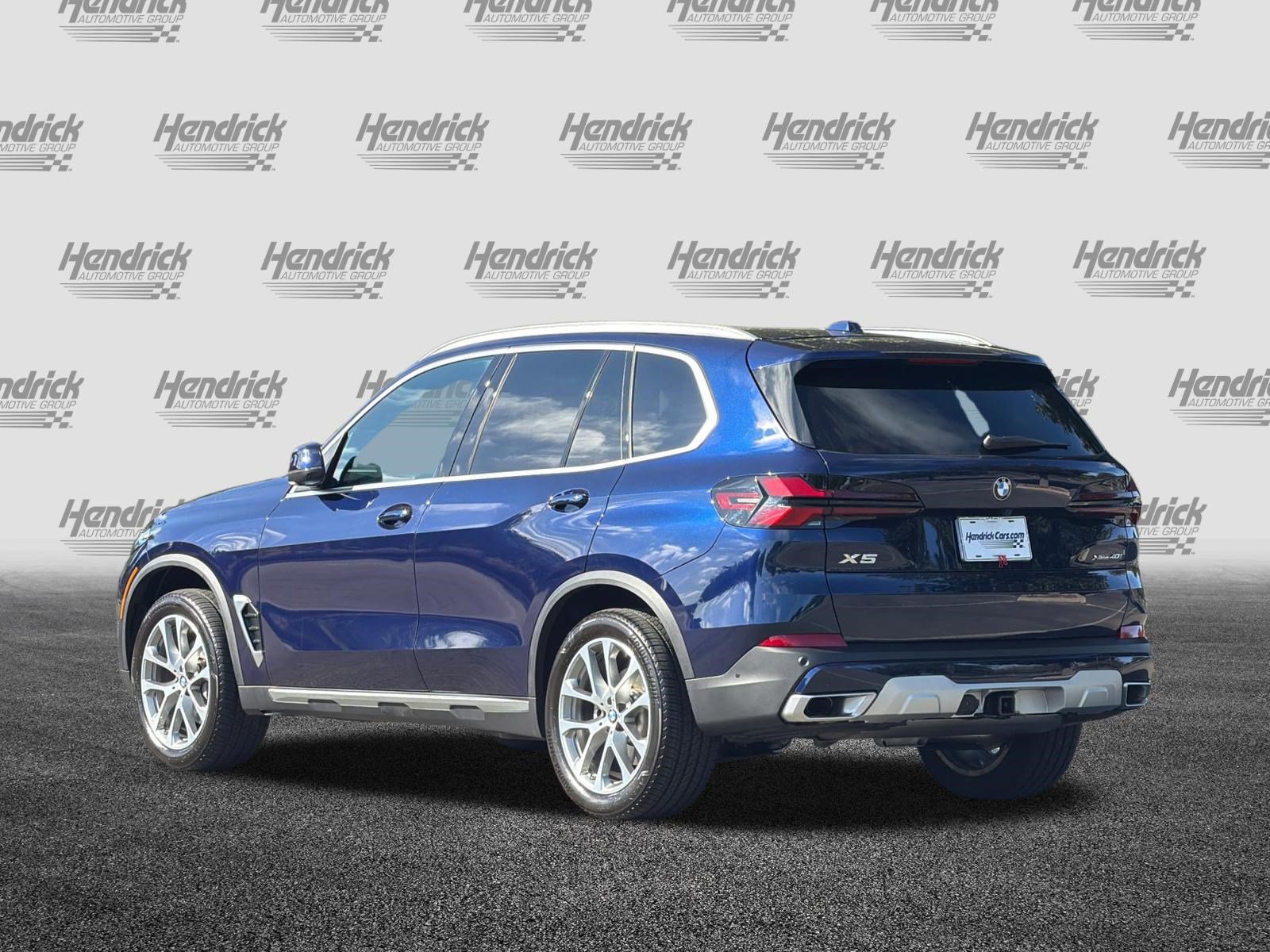 Used 2026 BMW X5 xDrive40i w/ Premium Package AWD/4WD image 7