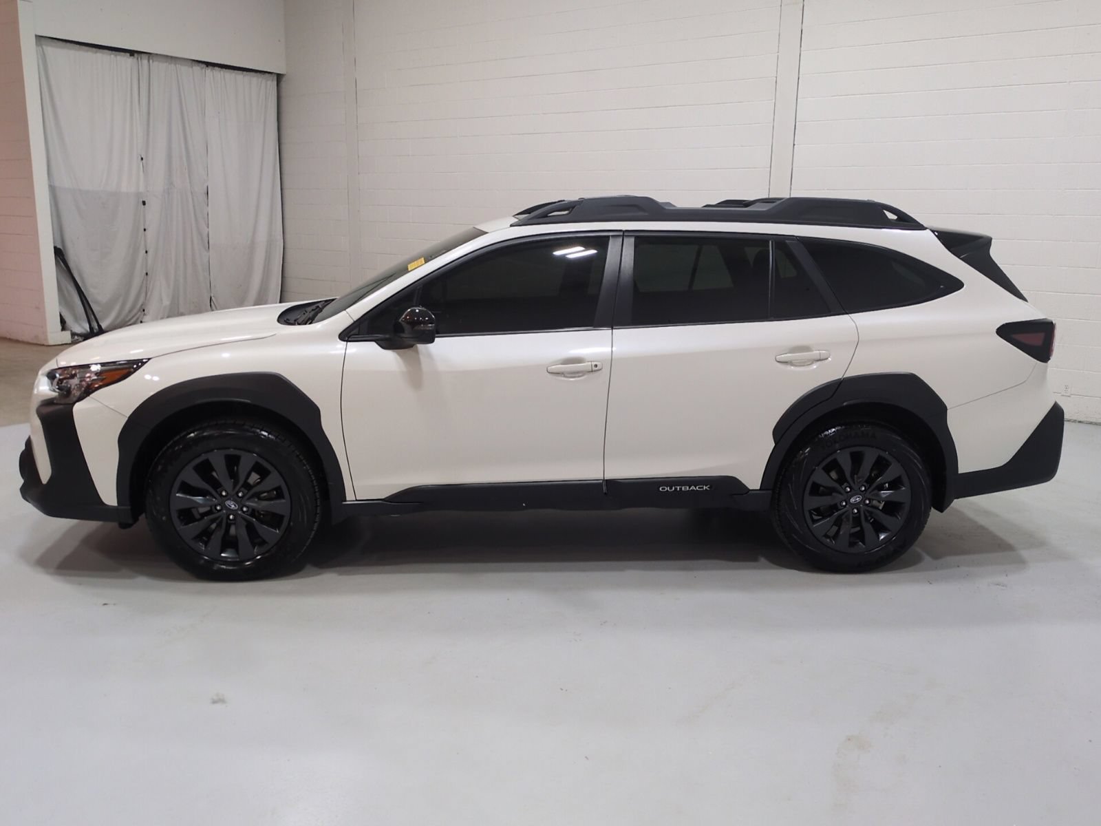 Certified 2024 Subaru Outback Onyx Edition AWD/4WD image 6