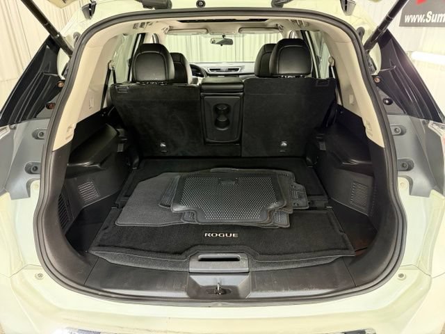 Used 2016 Nissan Rogue SL w/ SL Premium Package AWD/4WD image 9