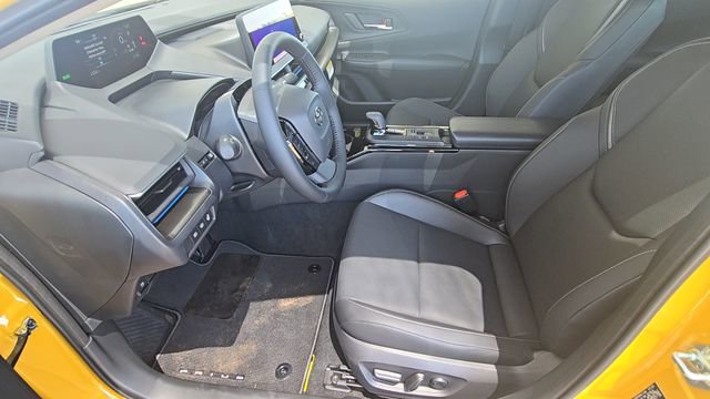 New 2026 Toyota Prius Plug-In Hybrid image 12