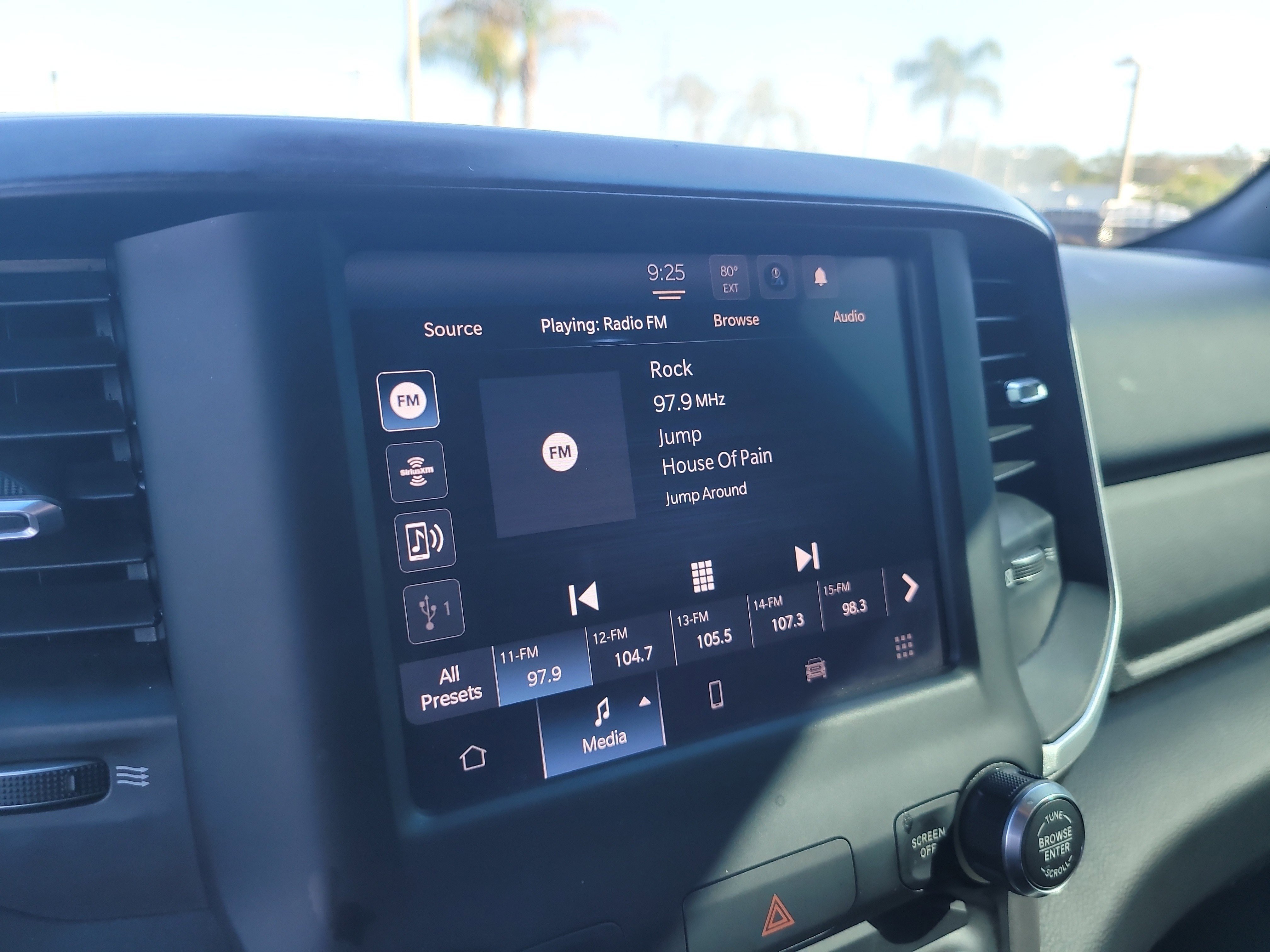 Used 2022 RAM 1500 Big Horn AWD/4WD image 22