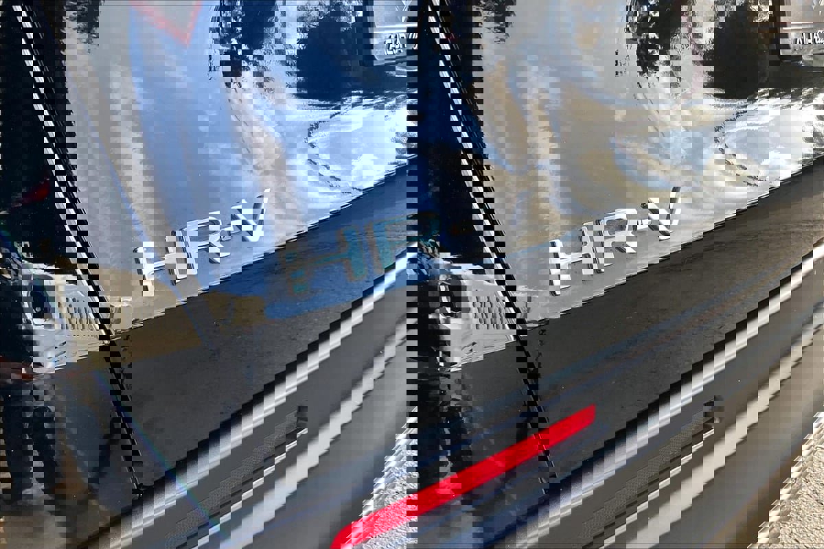 Used 2024 Honda HR-V Sport image 8