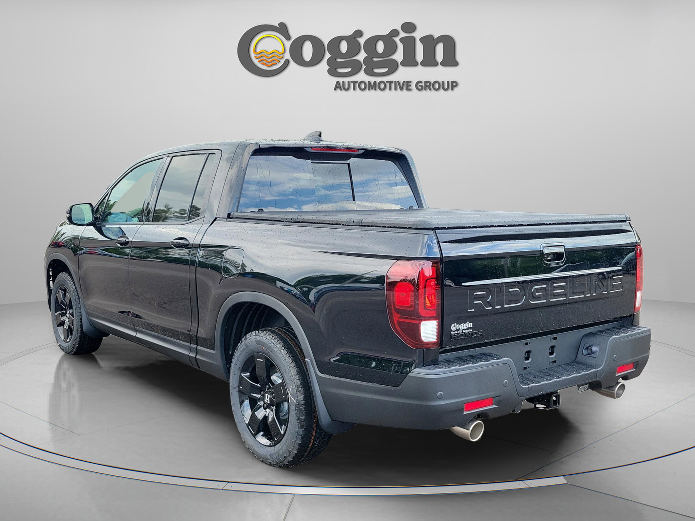 New 2026 Honda Ridgeline Black Edition image 3