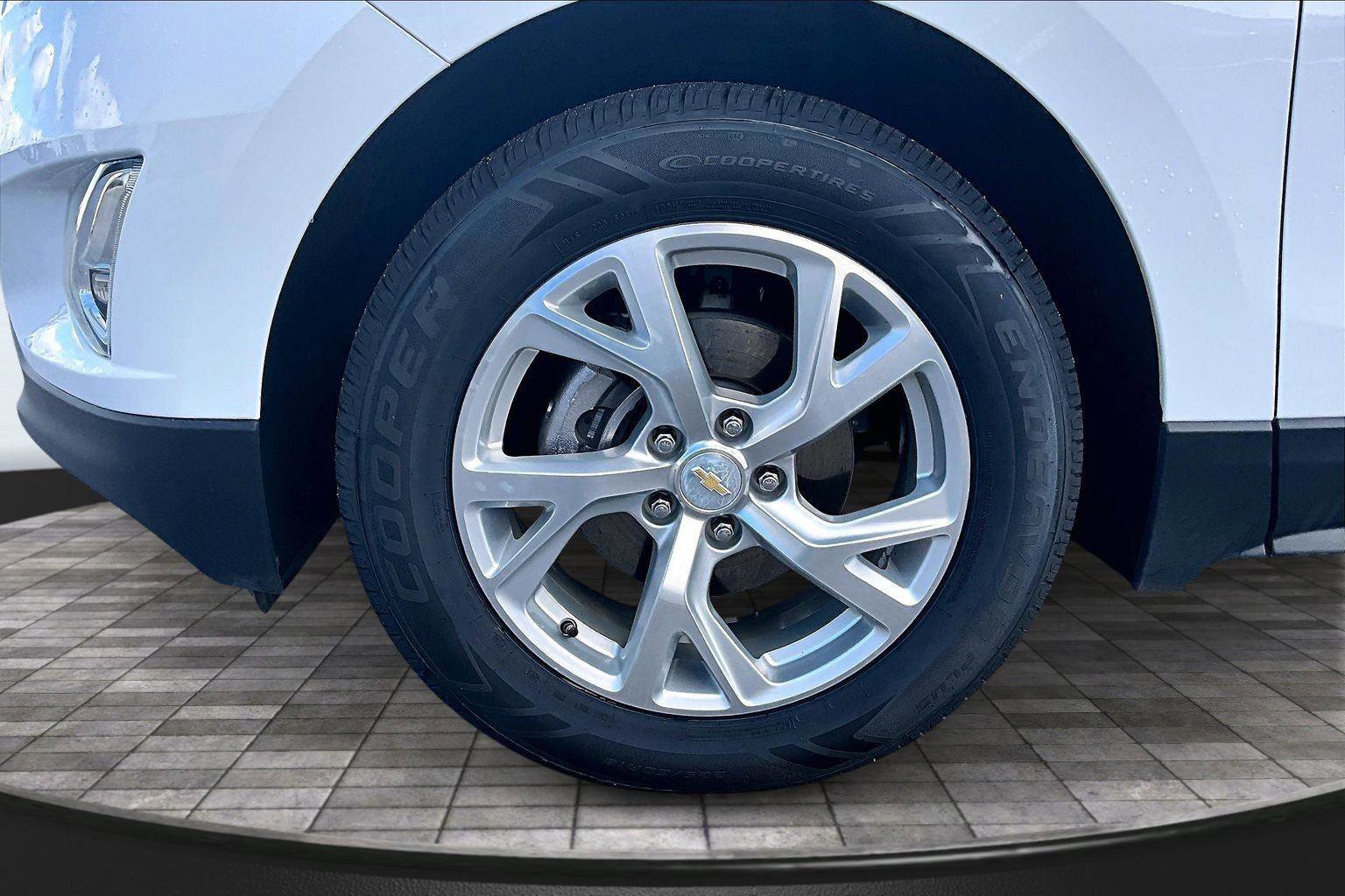 Certified 2018 Chevrolet Equinox Premier image 22