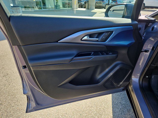 Used 2024 Chevrolet Equinox EV LT w/ LPO, Blackout Package FWD image 21