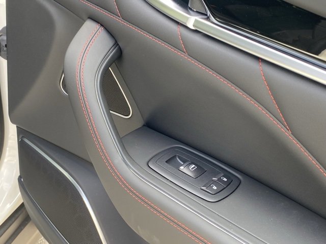 New 2024 Maserati Levante GT Ultima image 37