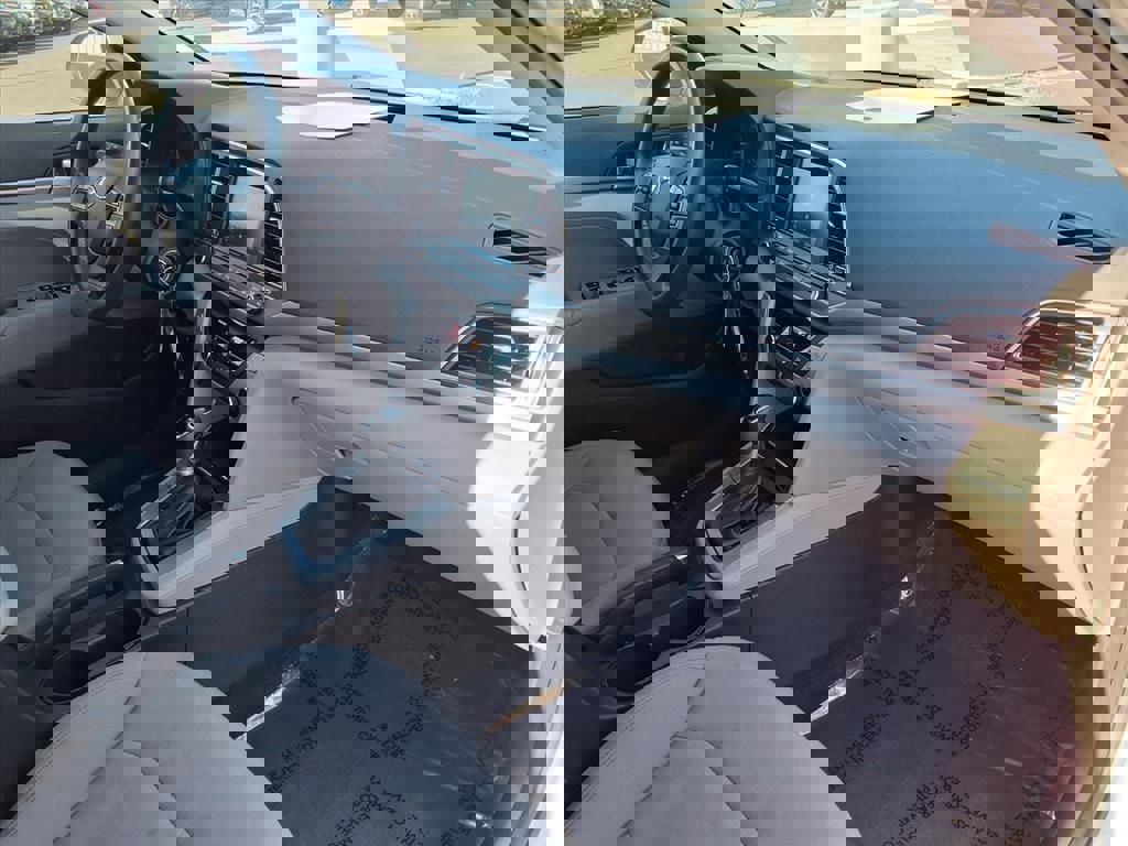 Used 2018 Hyundai Elantra SEL image 18