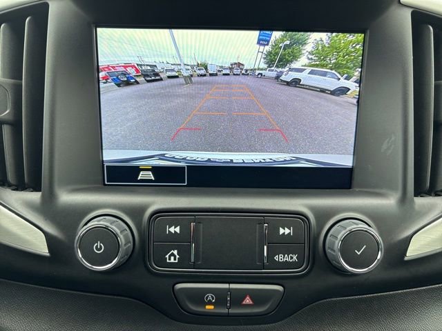 Used 2024 GMC Terrain SLT AWD/4WD image 25