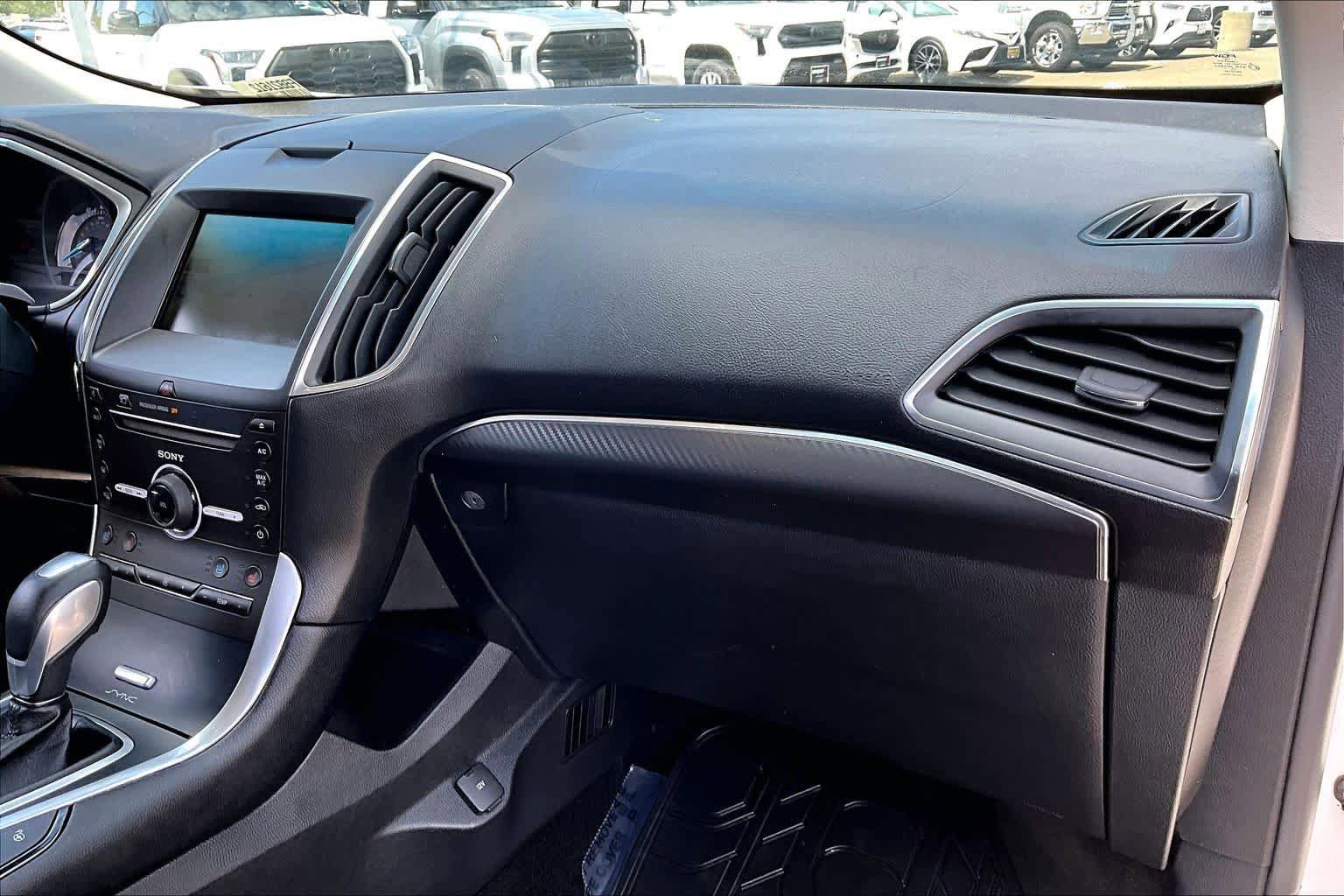 Used 2015 Ford Edge Sport w/ Equipment Group 401A AWD/4WD image 18