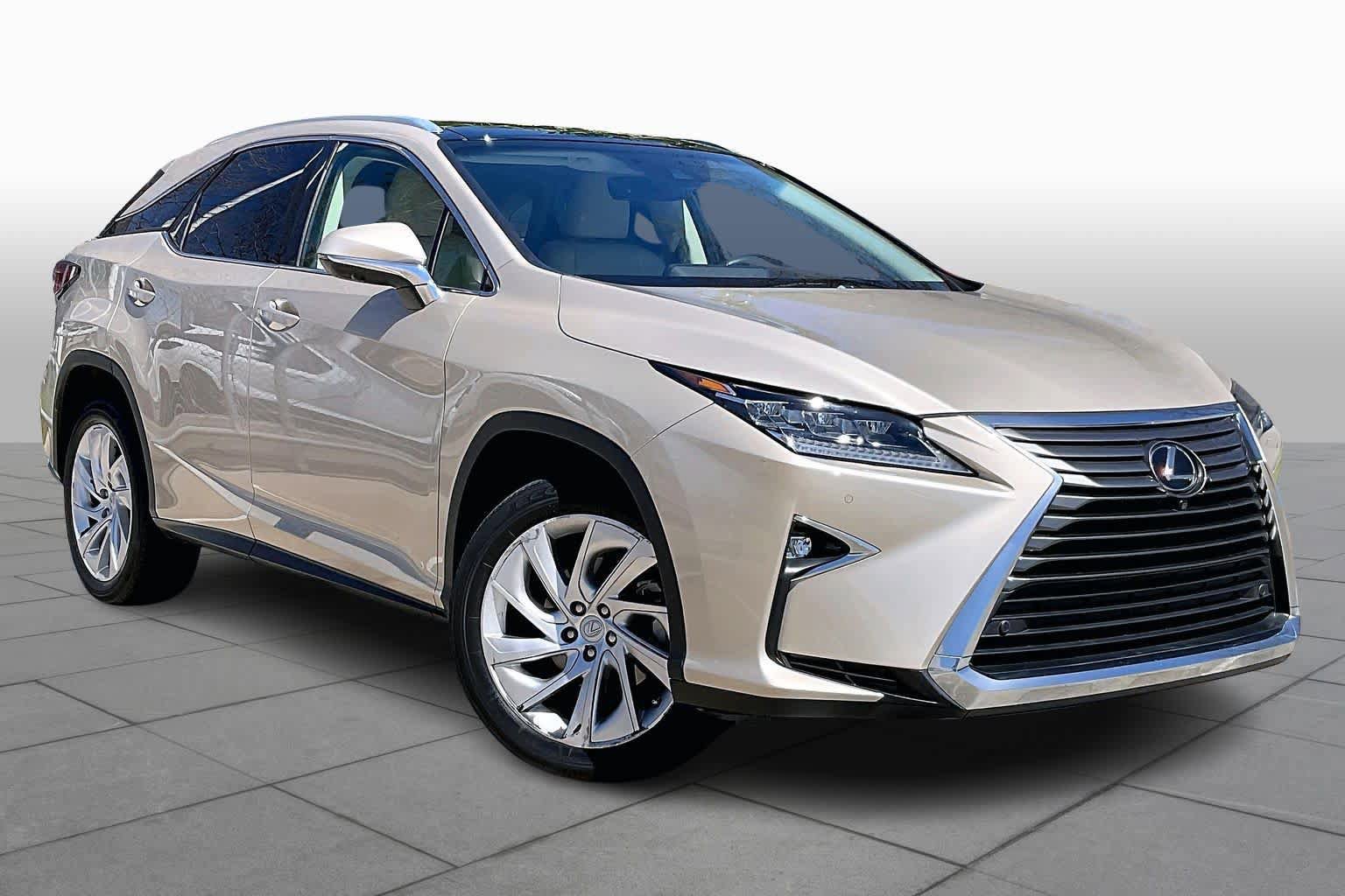 Used 2019 Lexus RX 350 FWD w/ Luxury Package image 3