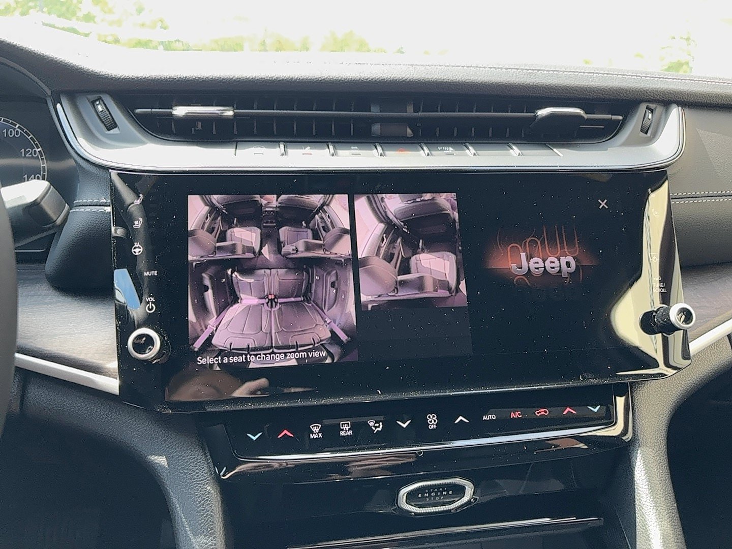 New 2027 Jeep Grand Cherokee L Limited AWD/4WD image 33