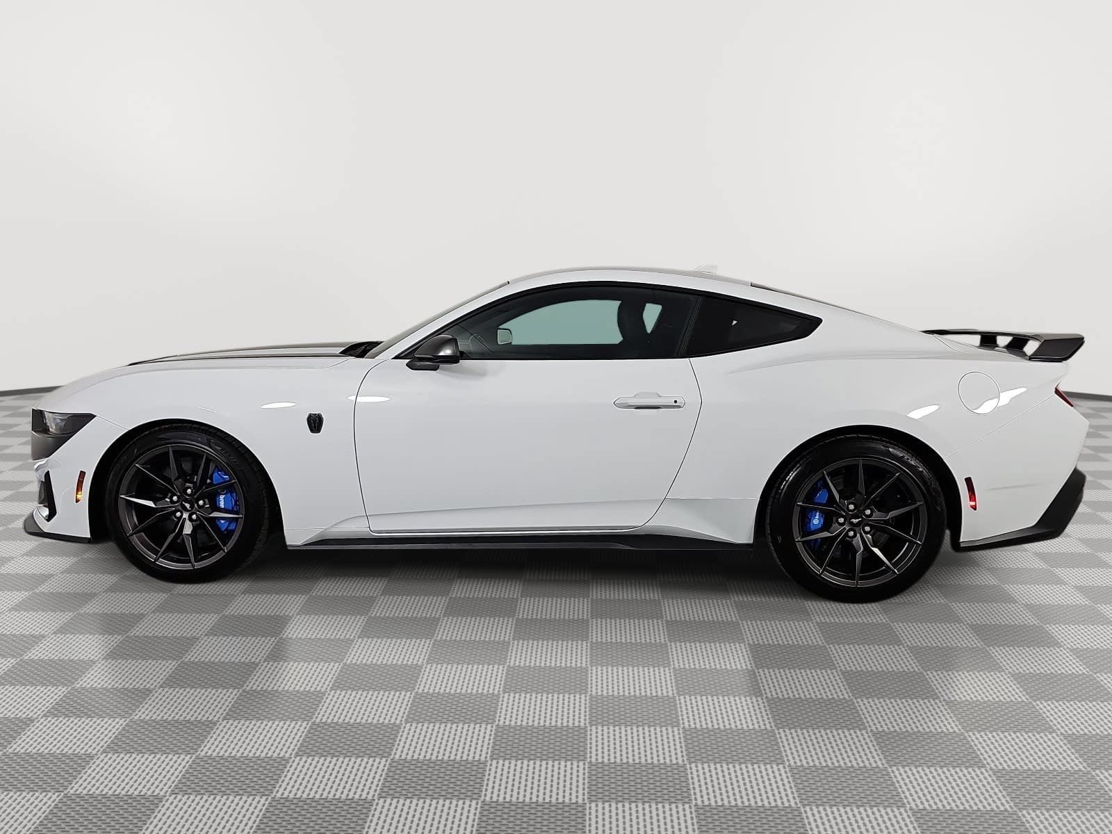 Used 2024 Ford Mustang Dark Horse RWD image 5