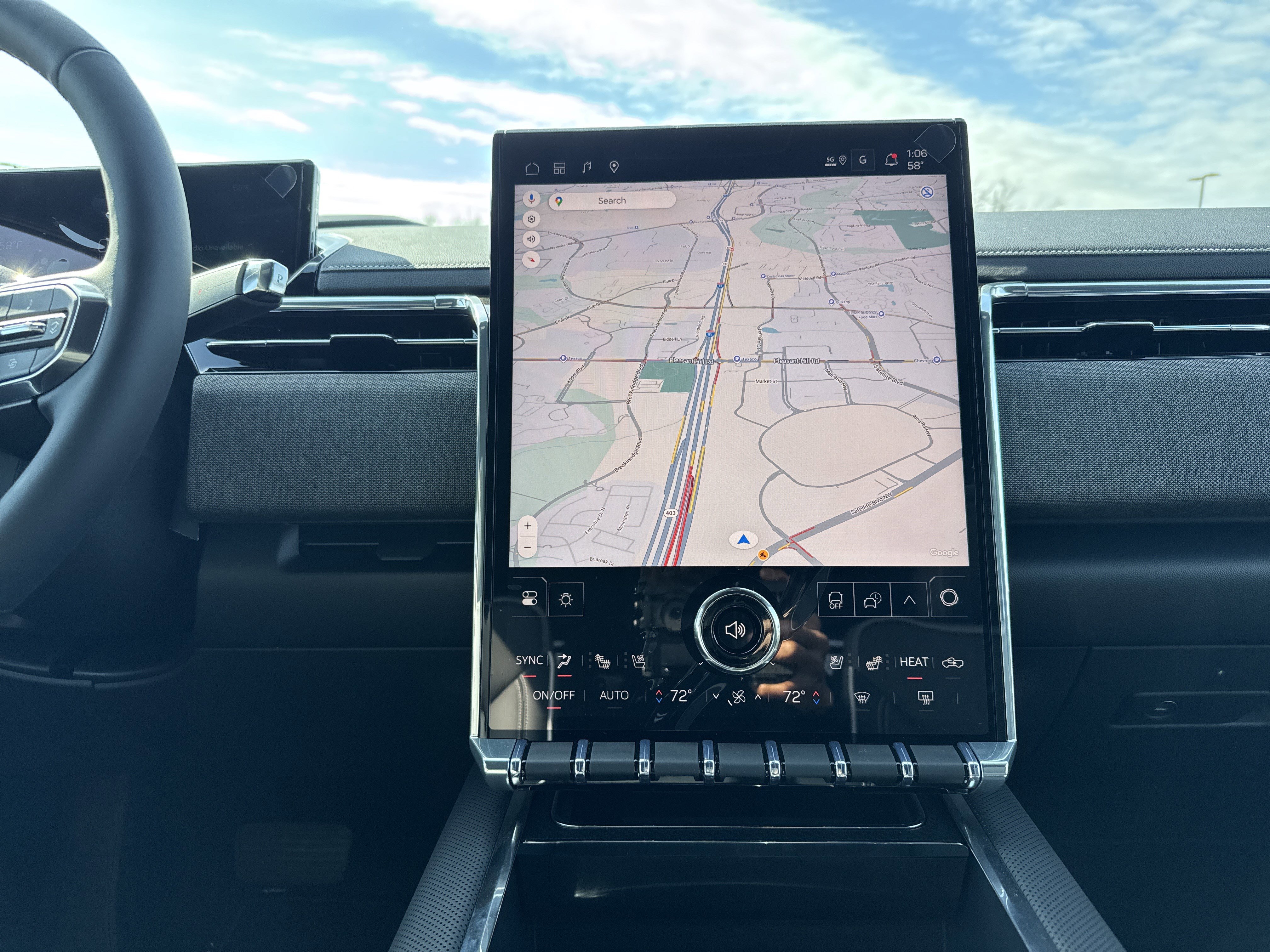 New 2026 GMC Sierra EV Elevation w/ Premium Package image 28