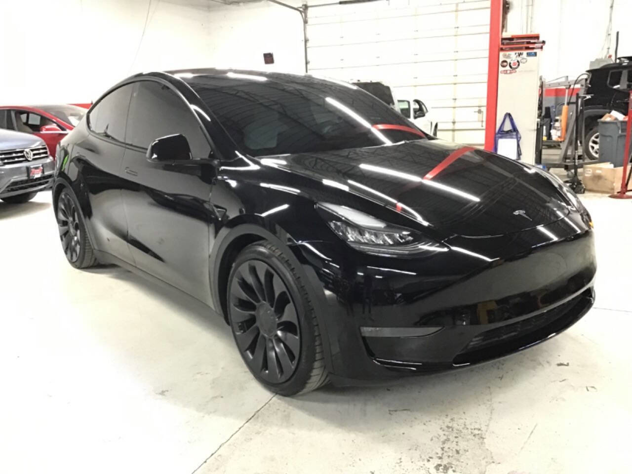 Used 2021 Tesla Model Y Performance AWD/4WD image 3