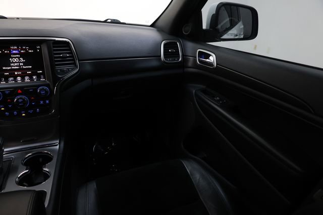 Used 2017 Jeep Grand Cherokee Altitude image 65