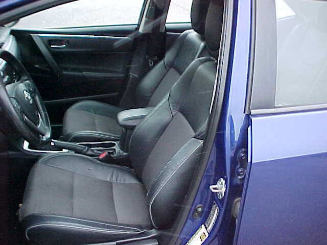 Used 2015 Toyota Corolla S image 29