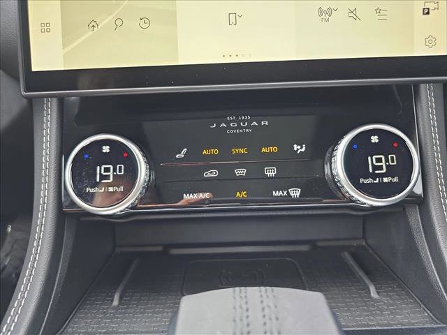 Certified 2025 Jaguar F-PACE R-Dynamic S image 22
