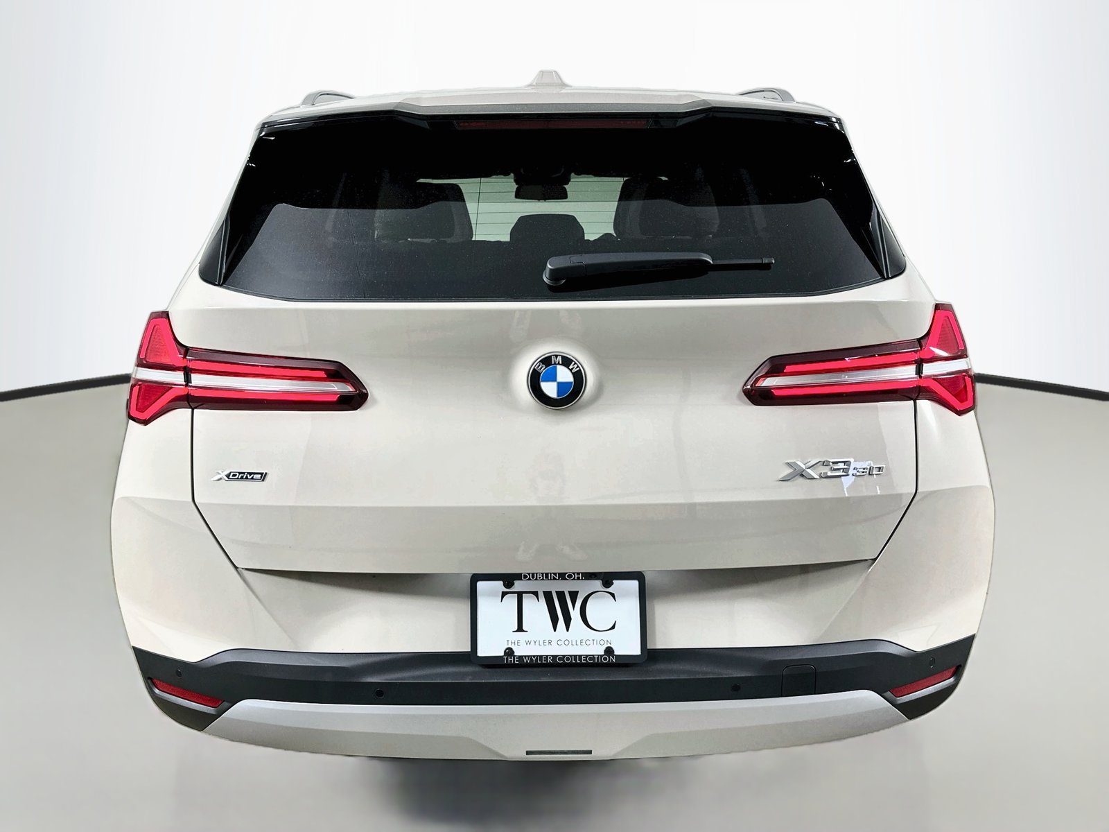 New 2026 BMW X3 xDrive30i AWD/4WD image 6