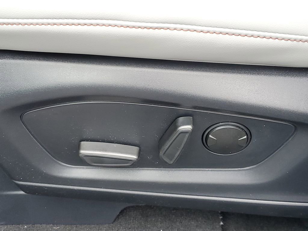 New 2026 Ford Explorer Active image 10