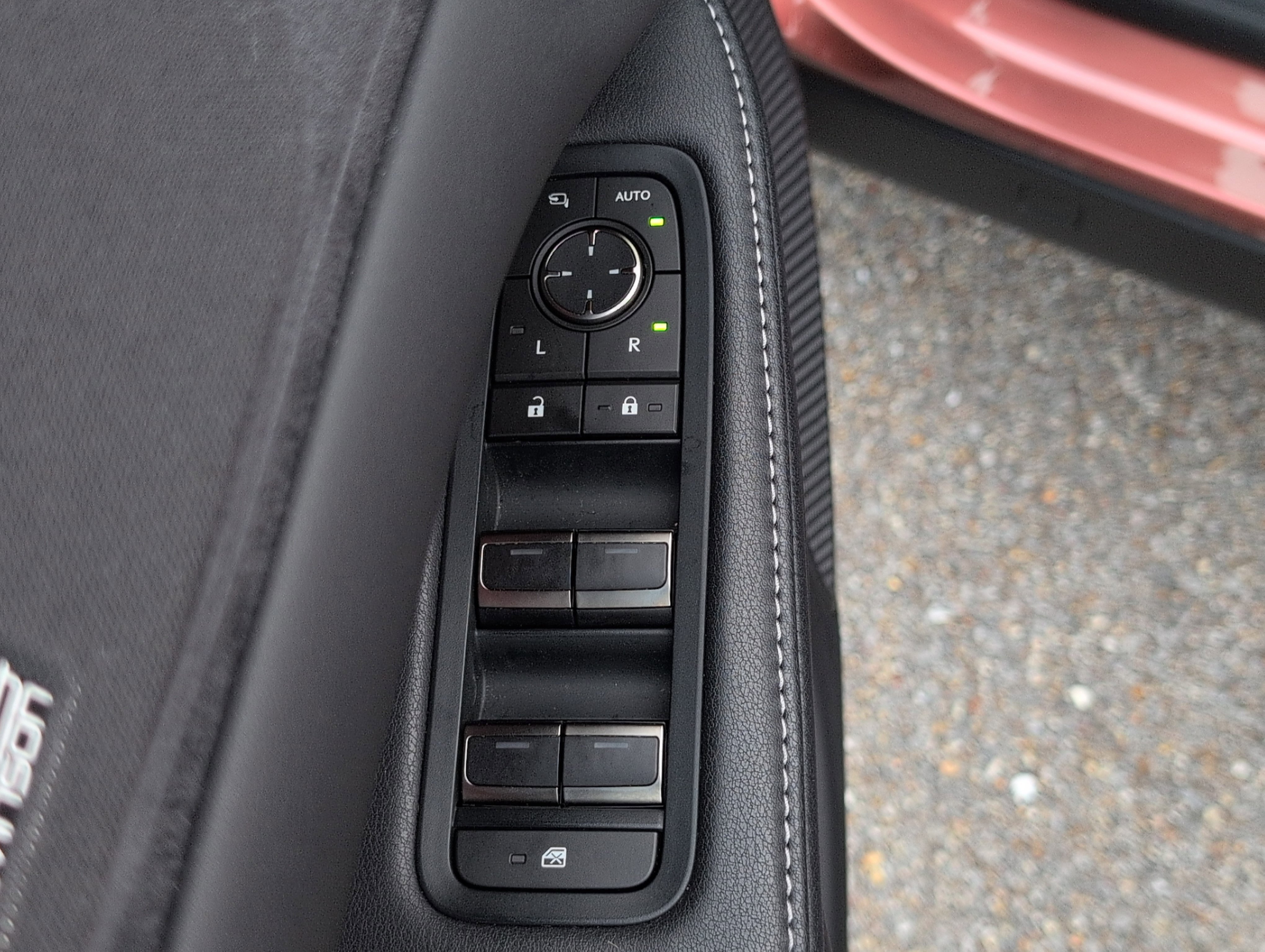 Used 2024 Lexus RX 500h F Sport image 13