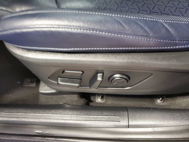 Used 2022 Kia Sorento SX Prestige w/ Panoramic Sunroof Package image 19