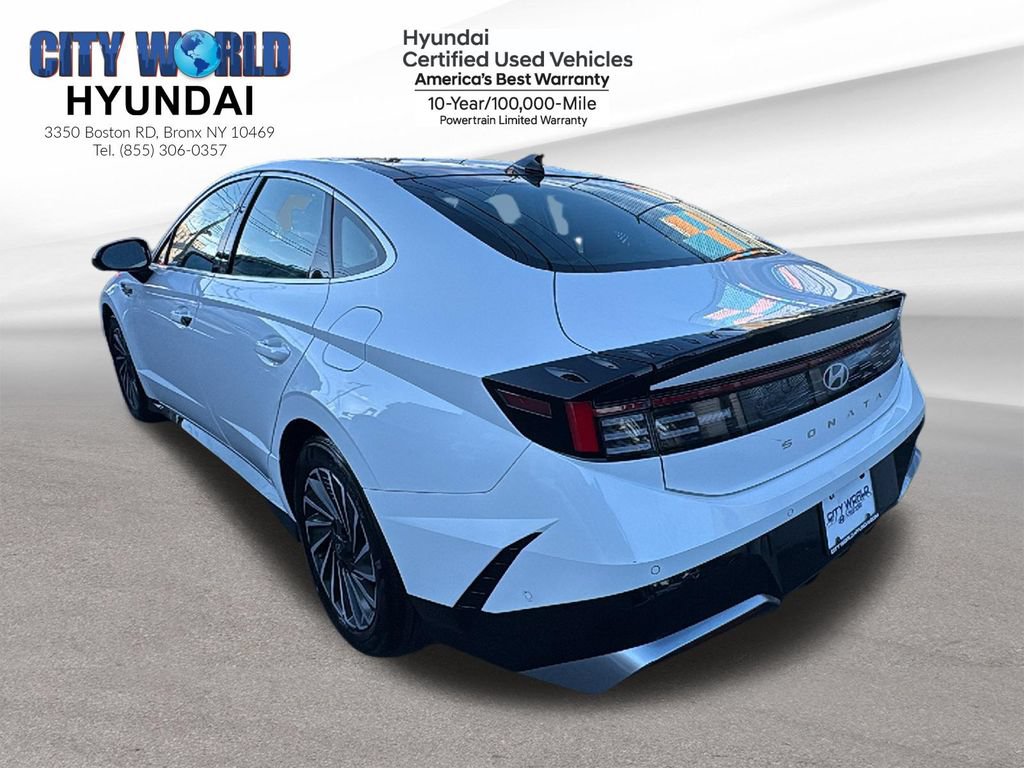 Used 2025 Hyundai Sonata Limited FWD image 3