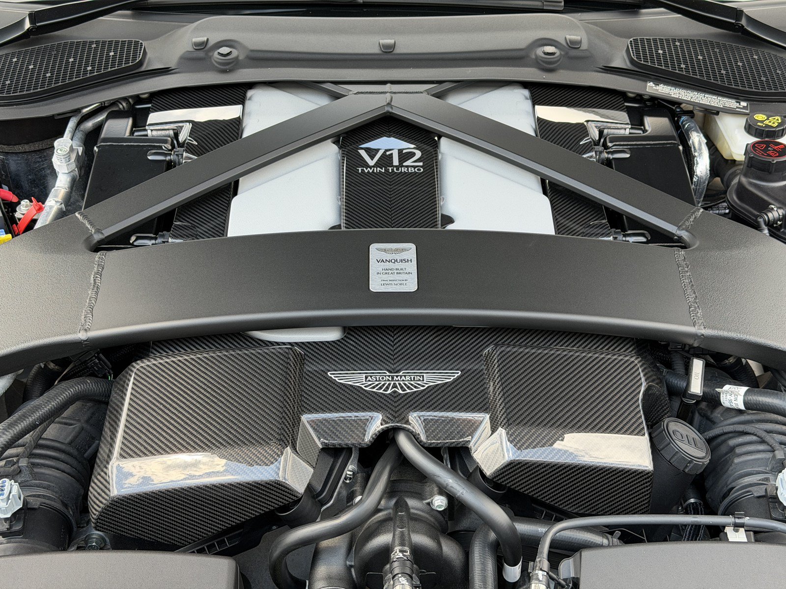 New 2026 Aston Martin Vanquish RWD image 19
