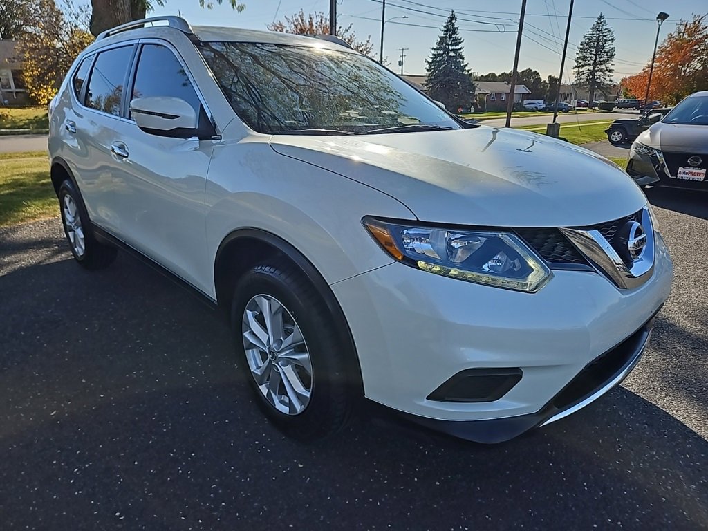 Used 2016 Nissan Rogue SV