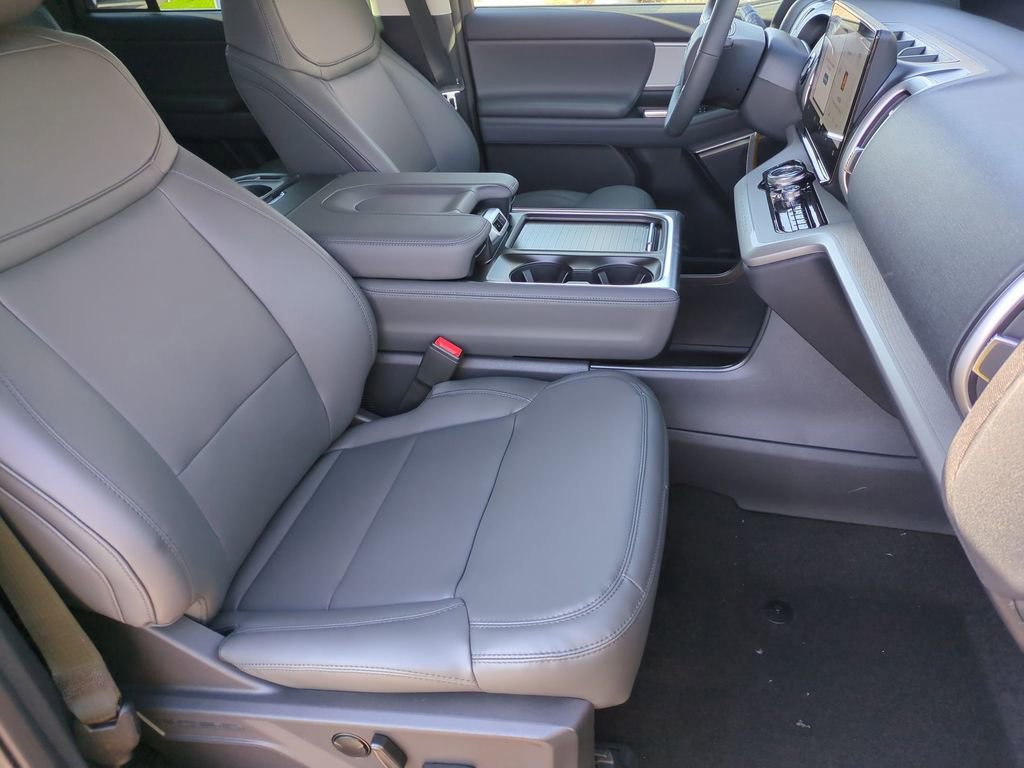 New 2026 Ford Expedition Active AWD/4WD image 29